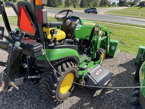 Image of John Deere 1025R equipment image 2