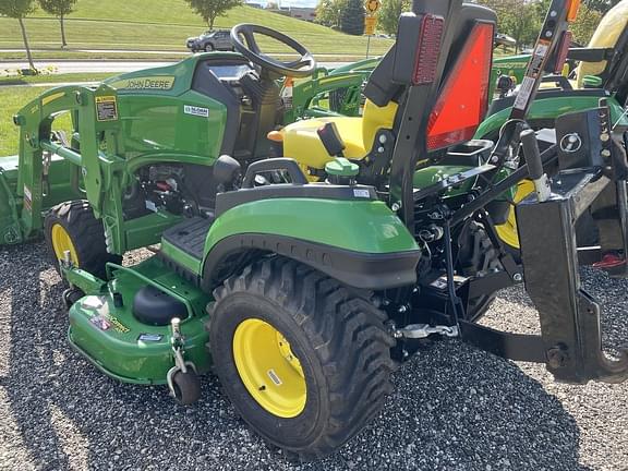 Image of John Deere 1025R equipment image 3