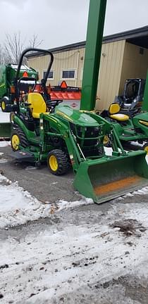 Image of John Deere 1025R equipment image 3