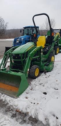 Image of John Deere 1025R equipment image 4