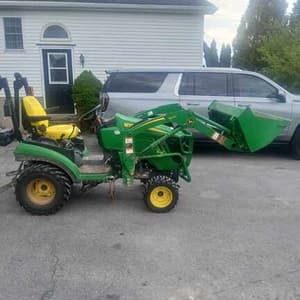 2018 John Deere 1025R Image