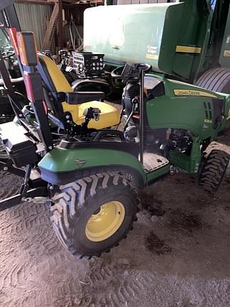 Image of John Deere 1025R equipment image 3