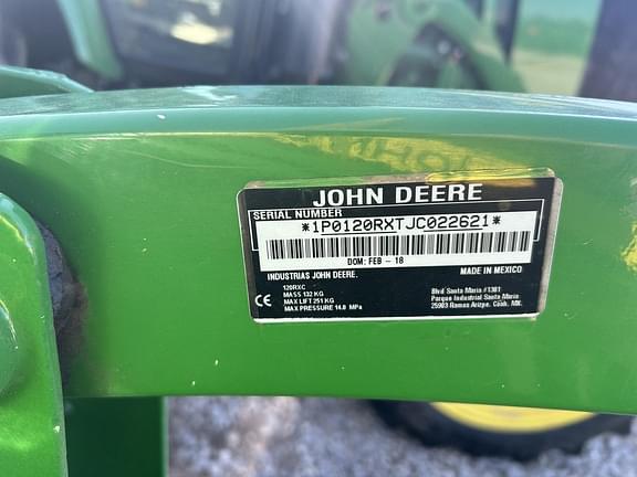 Image of John Deere 1025R equipment image 4