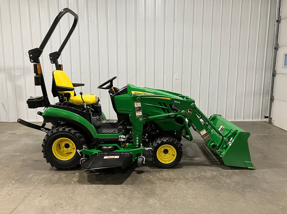 Image of John Deere 1025R Primary Image