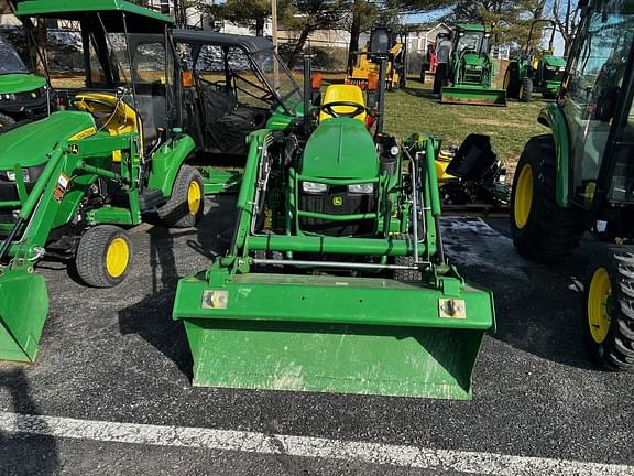 Image of John Deere 1025R equipment image 2