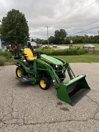 Image of John Deere 1025R equipment image 4