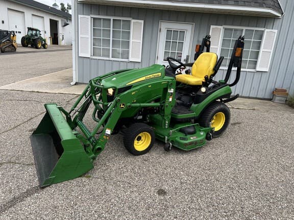 Image of John Deere 1025R equipment image 1
