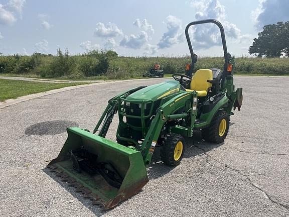 Image of John Deere 1025R equipment image 2