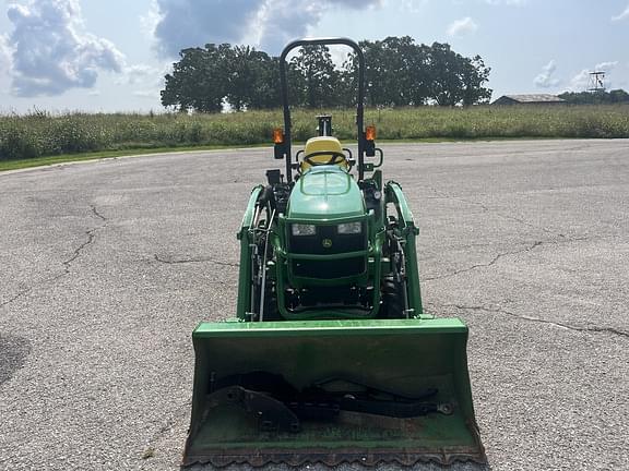 Image of John Deere 1025R equipment image 3