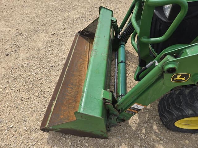 Image of John Deere 1025R equipment image 3