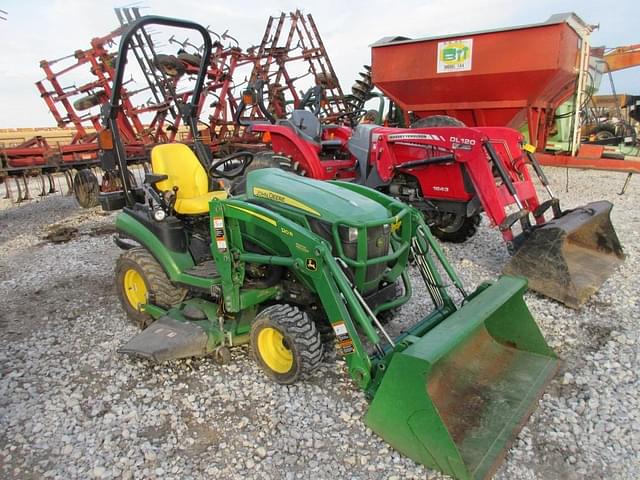 Image of John Deere 1025R equipment image 1