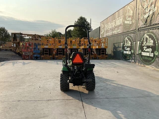 Image of John Deere 1025R equipment image 2