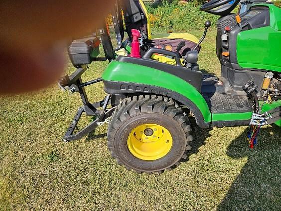 Image of John Deere 1025R equipment image 4