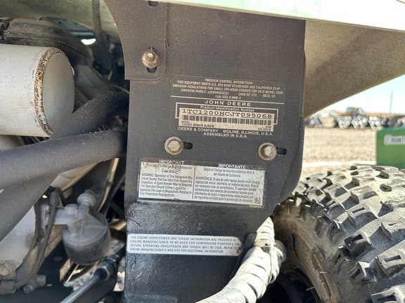 Image of John Deere 1200H equipment image 4
