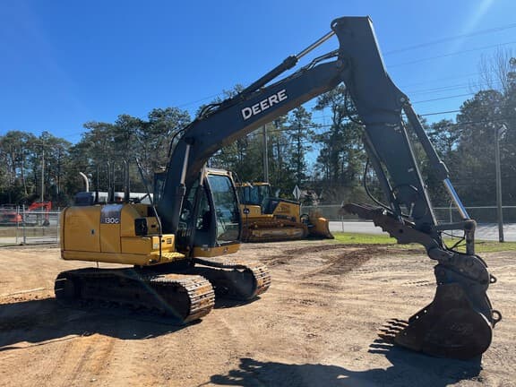 Image of John Deere 130G equipment image 3