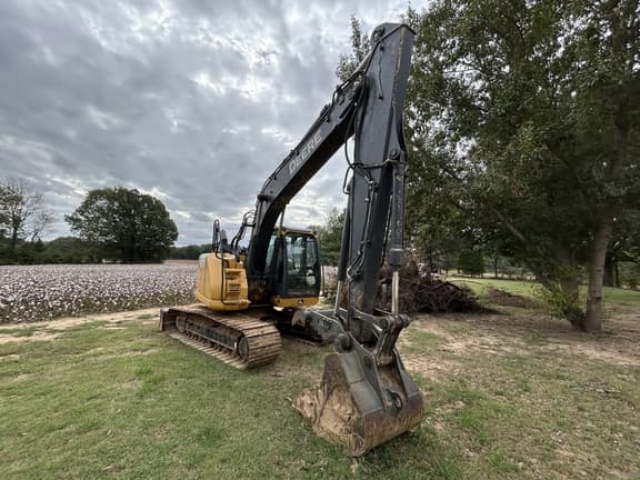 Image of John Deere 135G equipment image 2
