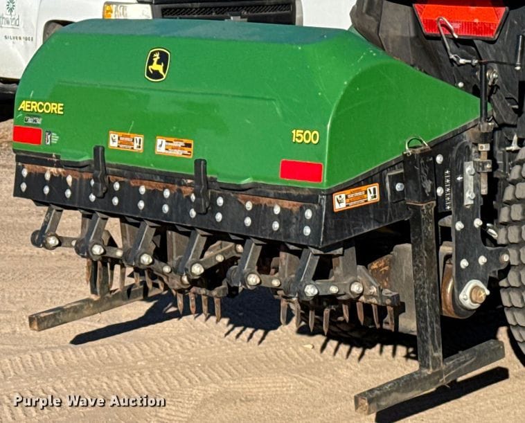 2018 John Deere 1500 Equipment Image0