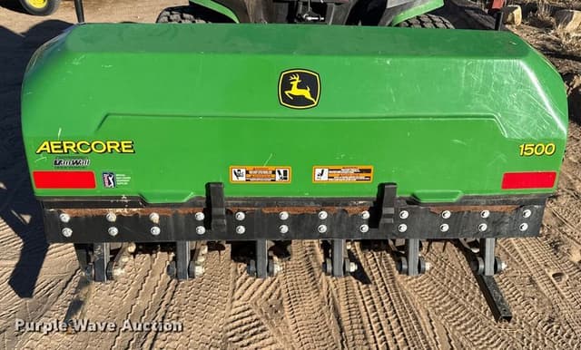 Image of John Deere 1500 equipment image 1