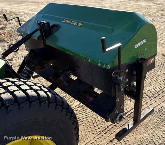 Image of John Deere 1500 equipment image 4