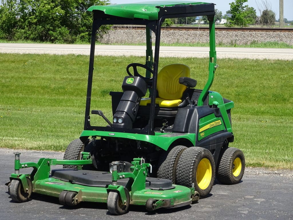 2018 John Deere 1550 Equipment Image0