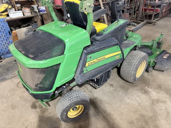 Image of John Deere 1550 equipment image 1
