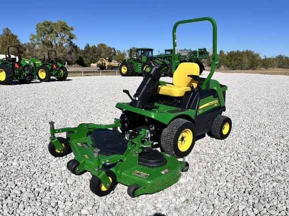 2018 John Deere 1570 Equipment Image0
