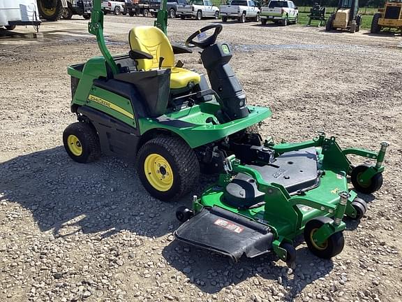 Image of John Deere 1570 Primary image