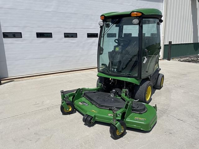 Image of John Deere 1575 equipment image 1