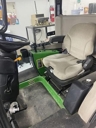 Image of John Deere 1575 equipment image 4