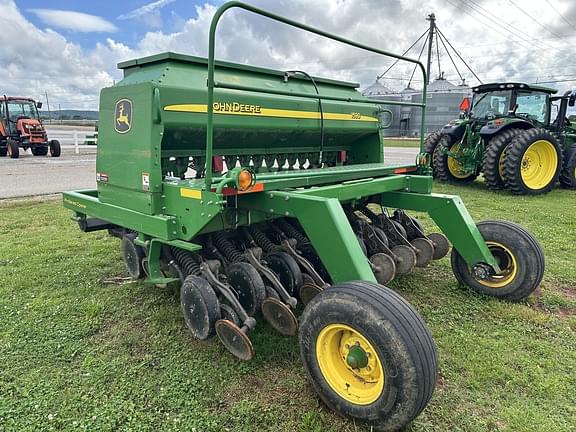 Image of John Deere 1590 equipment image 2