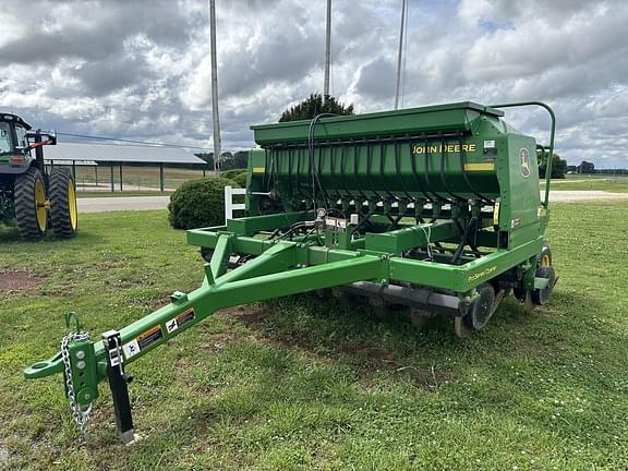 Image of John Deere 1590 equipment image 1