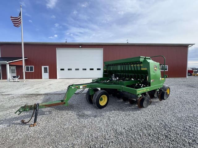 Image of John Deere 1590 equipment image 3