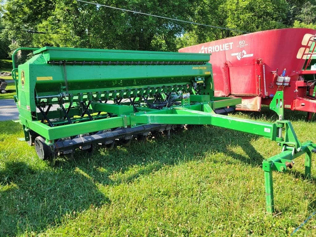 Image of John Deere 1590 Primary image