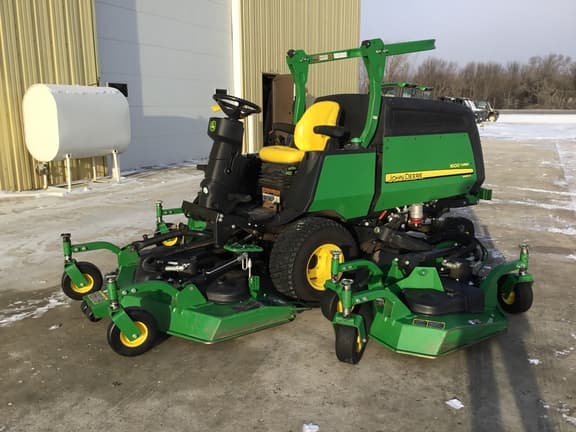 Image of John Deere 1600 Turbo III equipment image 2