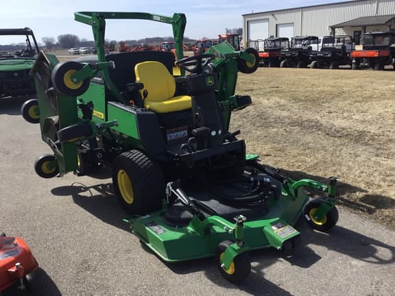 Image of John Deere 1600 Turbo III equipment image 1