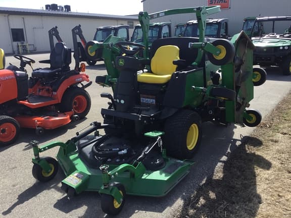 Image of John Deere 1600 Turbo III equipment image 1