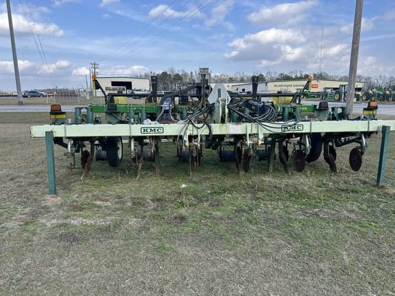 Image of John Deere 1705 equipment image 2