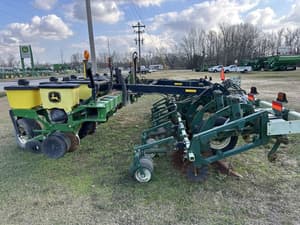 2018 John Deere 1705 Image