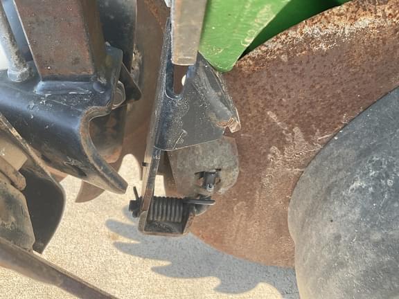 Image of John Deere 1725 equipment image 4