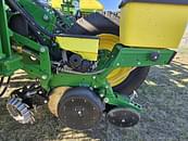 Thumbnail image John Deere 1775 24