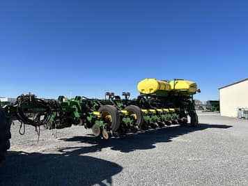 Main image John Deere 1775