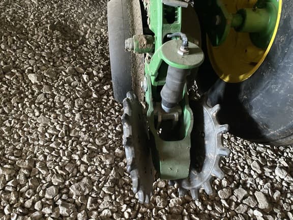 Image of John Deere 1775 equipment image 2