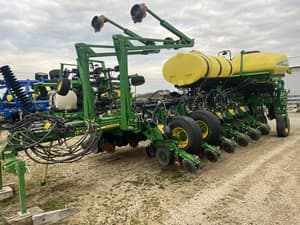 2018 John Deere 1775 Image