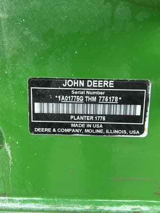 Image of John Deere 1775 equipment image 1