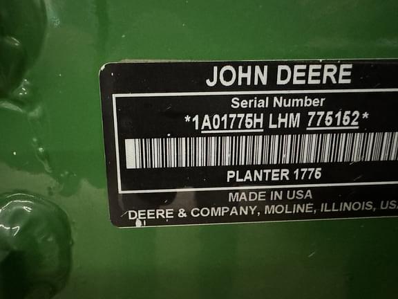 Image of John Deere 1775 equipment image 3