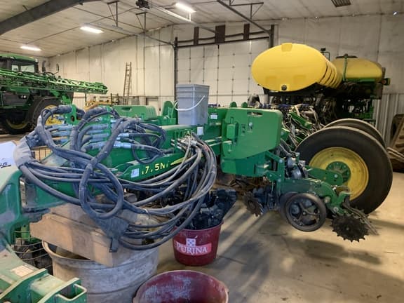 Image of John Deere 1775 equipment image 1