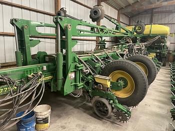 2018 John Deere 1775 Equipment Image0