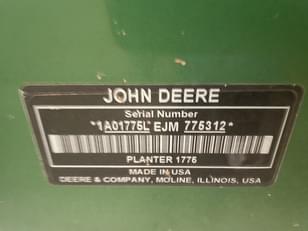 Main image John Deere 1775 23