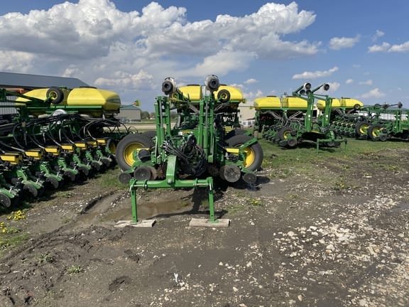 2018 John Deere 1775NT Image