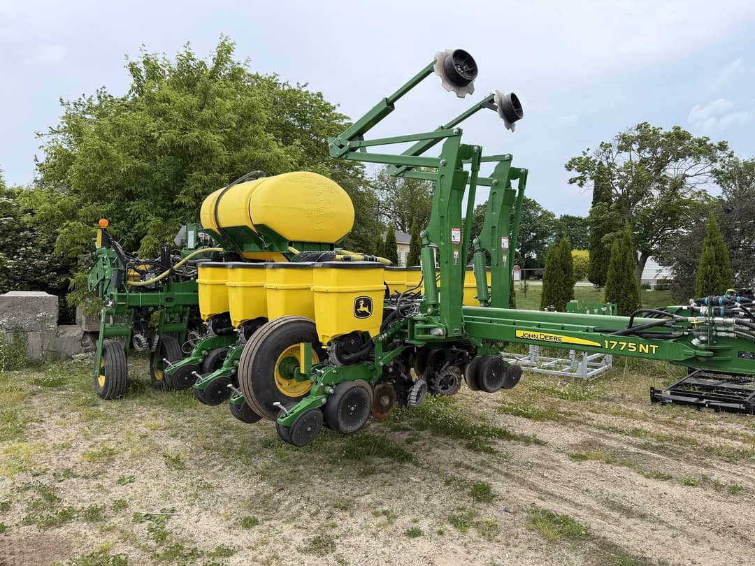 Image of John Deere 1775 Primary Image